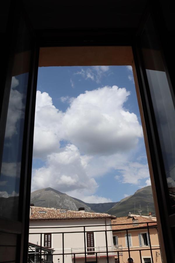 Affittacamere Garibaldi Norcia Exterior photo